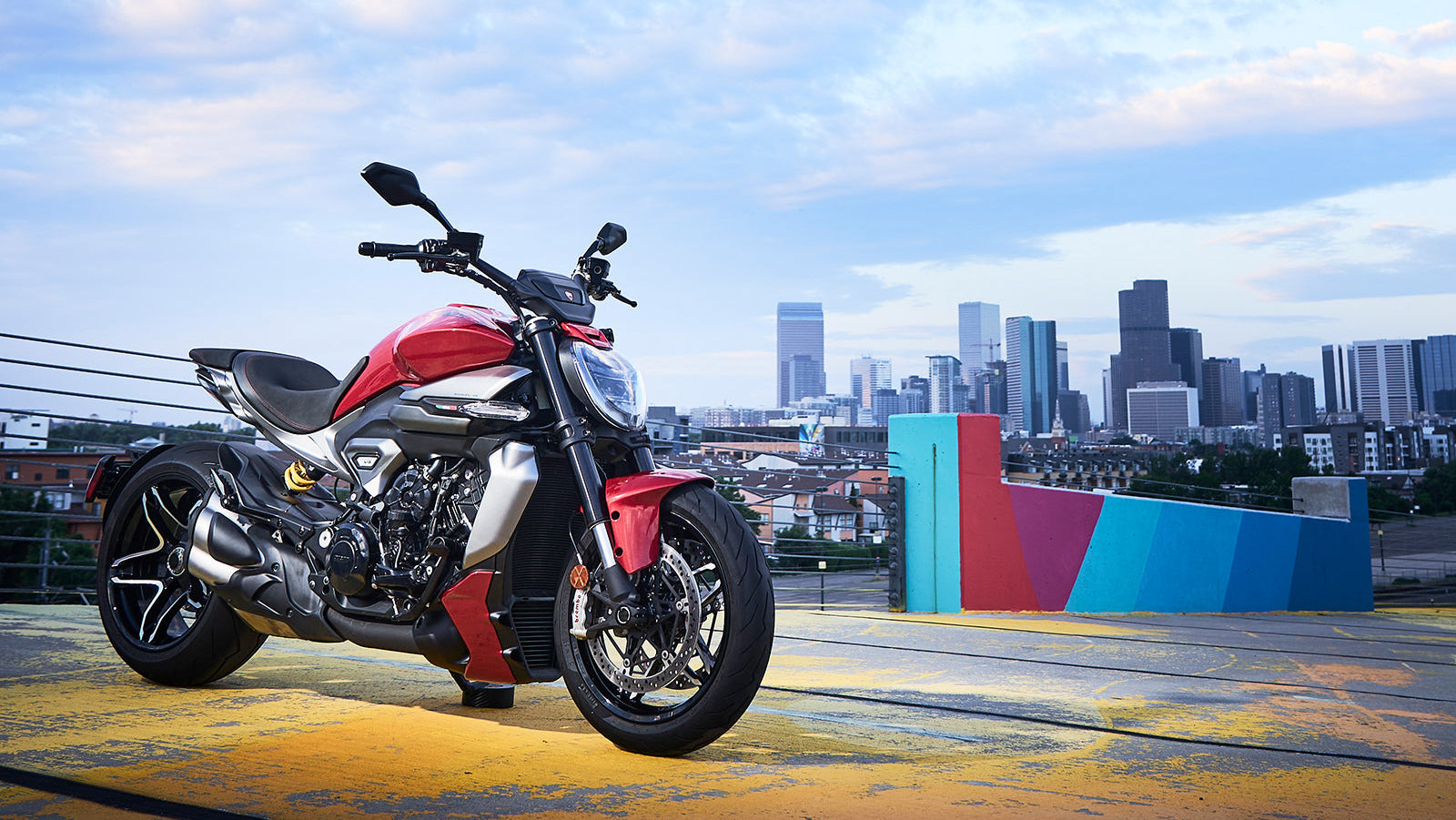 XDiavel V4