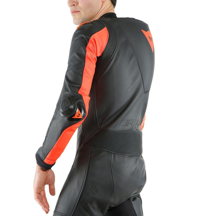 TRAJE DE PIEL DAINESE LAGUNA SECA 5 PERFORADO NEGRO/ROJO